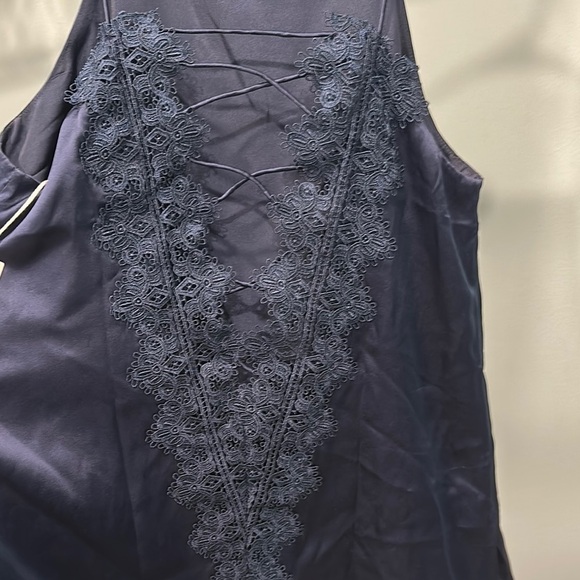 NWT Elegant navy Lace top - Picture 3 of 6